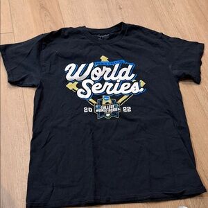 2022 Men’s College World Series shirt